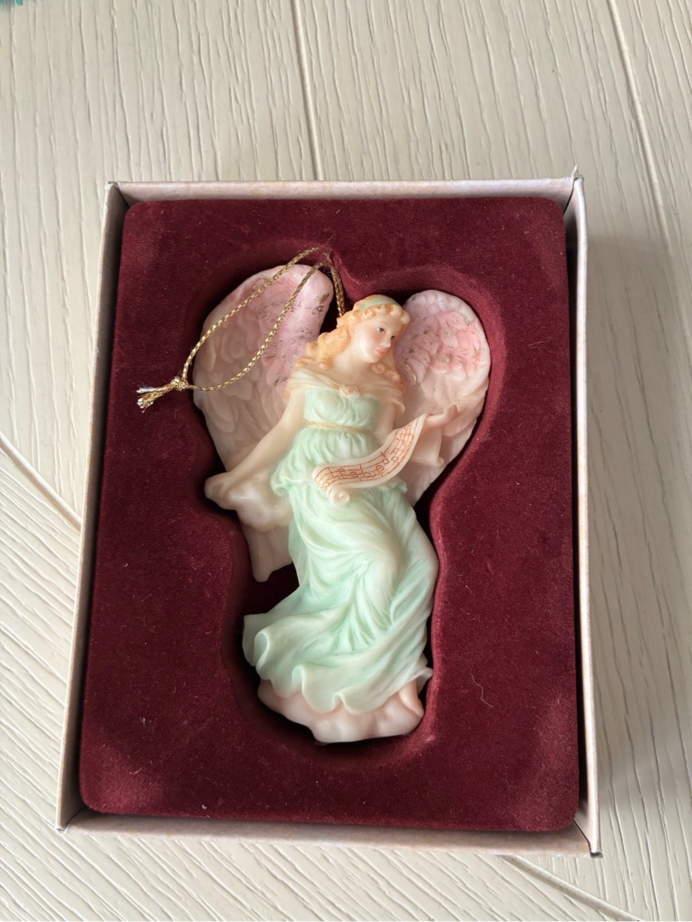 Seraphim Classics Angel Figurine in‎ Mint Green and Pink. Cottagecore decor - Picture 8 of 8